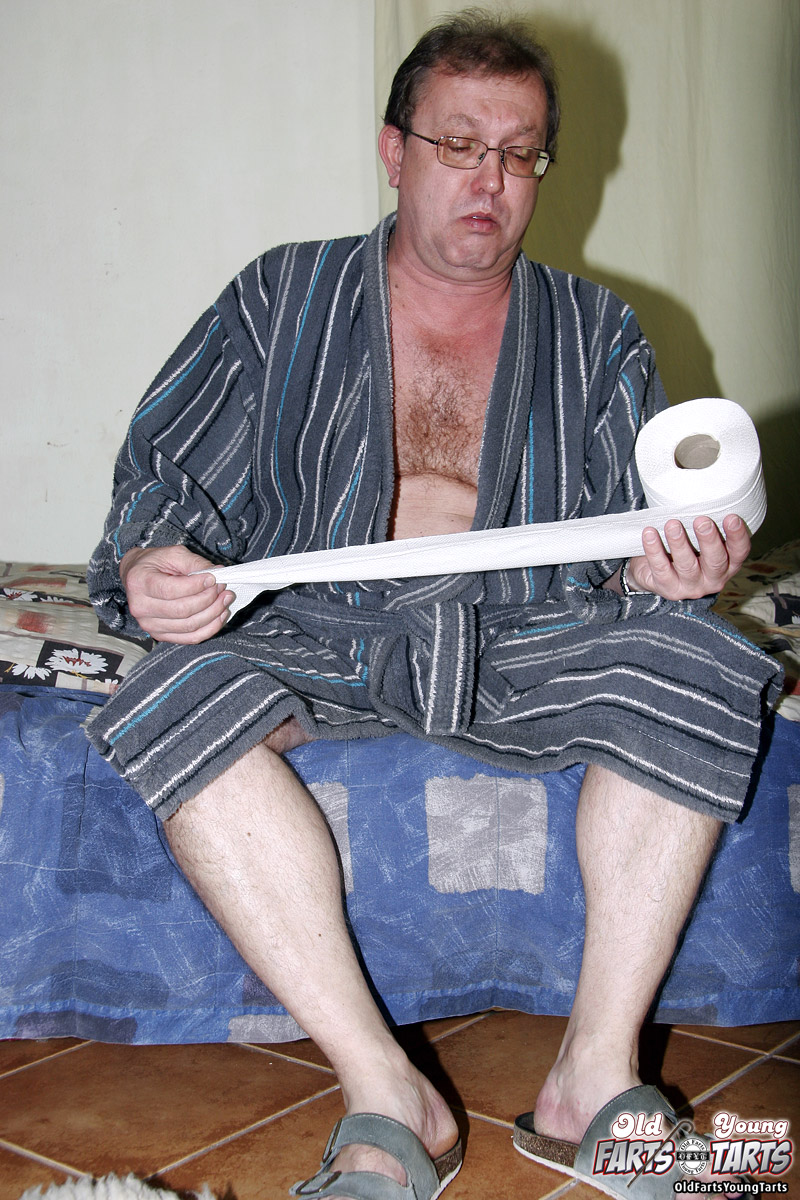 Hardcore. Naughty teenie inspects senior co - XXX Dessert - Picture 1