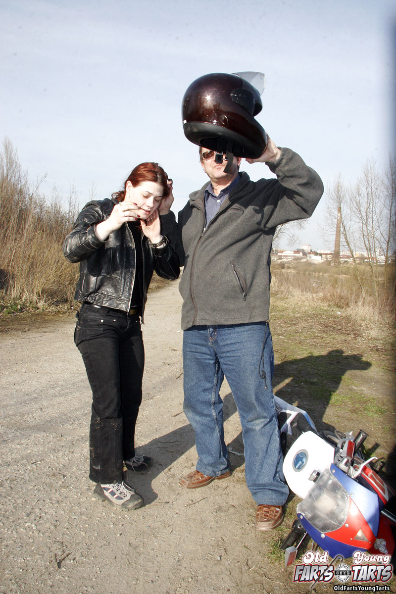 Old young. Senior gives a hurt brunette tee - XXX Dessert - Picture 6