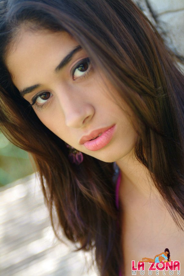 Latina galleries. Sexy Andrea in blue bikin - XXX Dessert - Picture 11