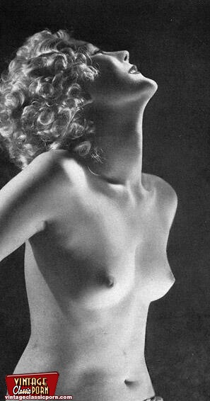 Classic pussy. Beautiful vintage ladies sho - XXX Dessert - Picture 4