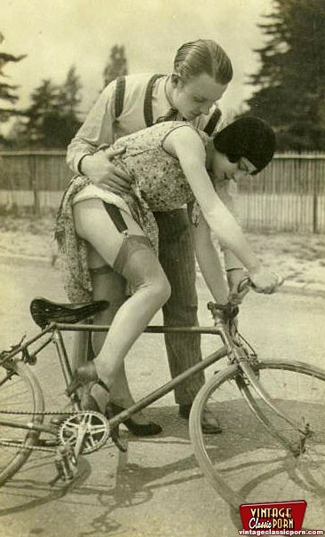 Perfect hairy pussy. Some very sexy and vin - XXX Dessert - Picture 12