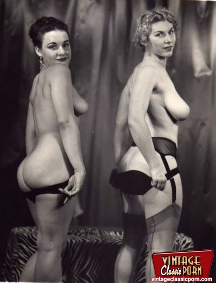Old porn. Curvy vintage girls showing their - XXX Dessert - Picture 10