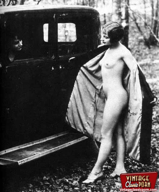 Vintage Pussy In Car - Sexy hairy pussy. Several vintage car lover - XXX Dessert - Picture 1