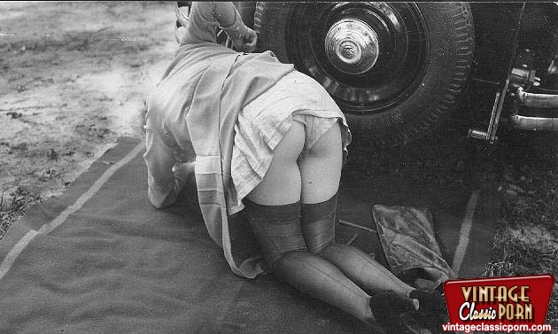 Vintage Pussy In Car - Sexy hairy pussy. Several vintage car lover - XXX Dessert ...