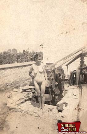 Hairy nude. Several outdoor vintage ladies  - XXX Dessert - Picture 9