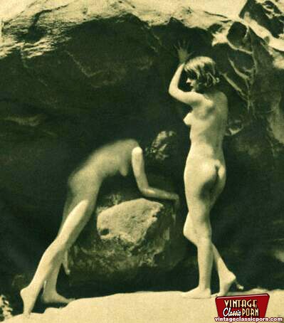 Hairy vagina. Several naughty vintage lesbi - XXX Dessert - Picture 3