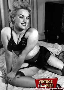 Xxx vintage porn. Vintage girls that are we - XXX Dessert - Picture 1