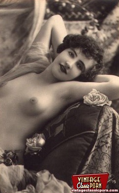 Vintage porn classic. Cute hairy vintage ch - XXX Dessert - Picture 8