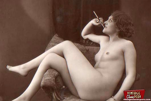 Vintage Erotica Smoking - Retro xxx porn. Few very hot smoking vintag - XXX Dessert - Picture 6