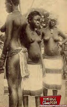 Retro xxx. Classic African ladies showing t - XXX Dessert - Picture 8