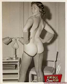 Retro nude. Horny vintage home made picture - XXX Dessert - Picture 3