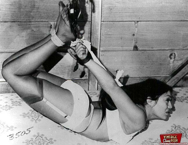 Vintage Hairy Pussy Tied - Perfect hairy pussy. Sixties ladies being a - XXX Dessert ...