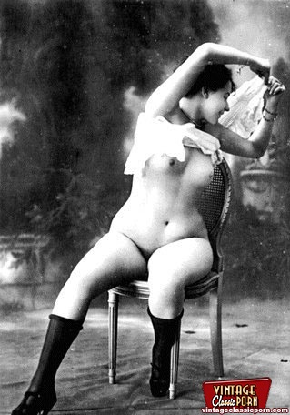 Retro nude. Several Rubens ladies showing t - XXX Dessert - Picture 11