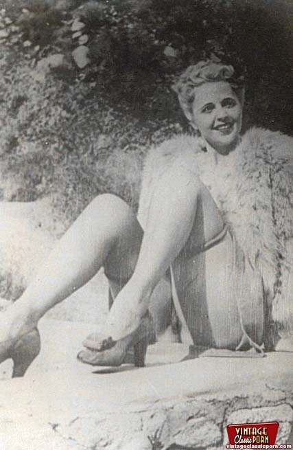 Classic xxx. Several vintage ladies showing - XXX Dessert - Picture 10