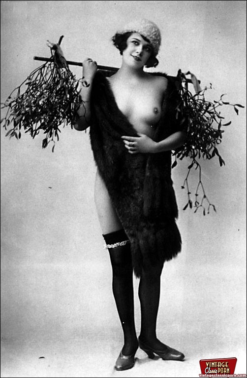 Vintage xxx. Several burlesque ladies showi - XXX Dessert - Picture 11
