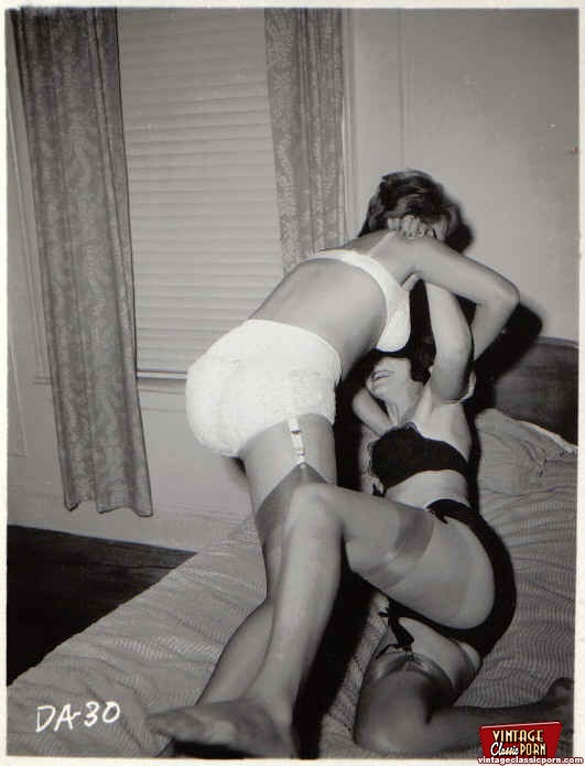 Hairy beauty. Crazy and vintage lesbians wr - XXX Dessert - Picture 6