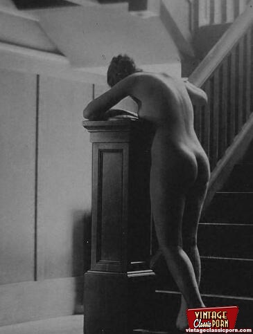 Hairy pussy. Cute twenties ladies showing t - XXX Dessert - Picture 3