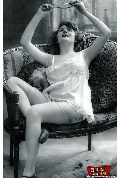 Hairy bush. Sensual vintage ladies in sexy  - XXX Dessert - Picture 6