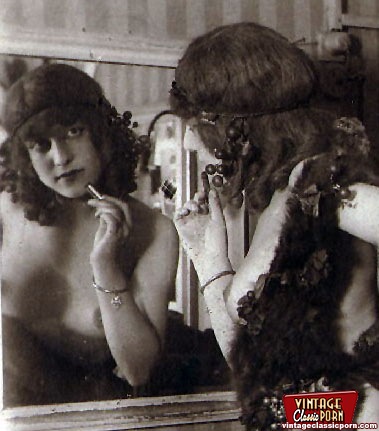 Classic girl porn. Several sensual vintage  - XXX Dessert - Picture 11