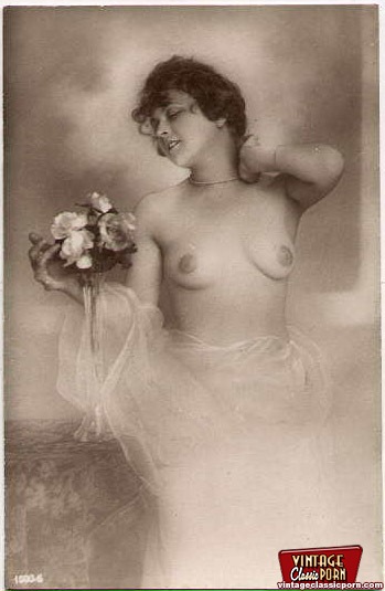 Horny hairy. Some vintage naked girls weari - XXX Dessert - Picture 9