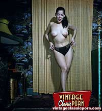 Xxx classic porn. Horny vintage cuties posi - XXX Dessert - Picture 3