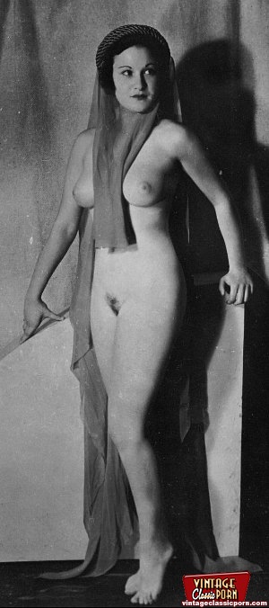 Classic porn. Several sexy vintage ladies s - XXX Dessert - Picture 8