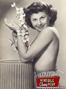Very hairy pussy. Several sexy vintage ladi - XXX Dessert - Picture 9