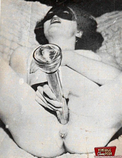 Vintage nude. Horny kinky vintage naked chi - XXX Dessert - Picture 10