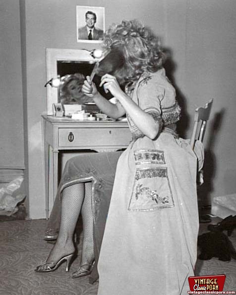 Vintage xxx. Sensual model from the fifties - XXX Dessert - Picture 7