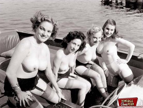 Hairy bush. Some real vintage hairy outdoor - XXX Dessert - Picture 3