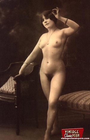 Retro porn. Several sexy vintage chicks pos - XXX Dessert - Picture 4
