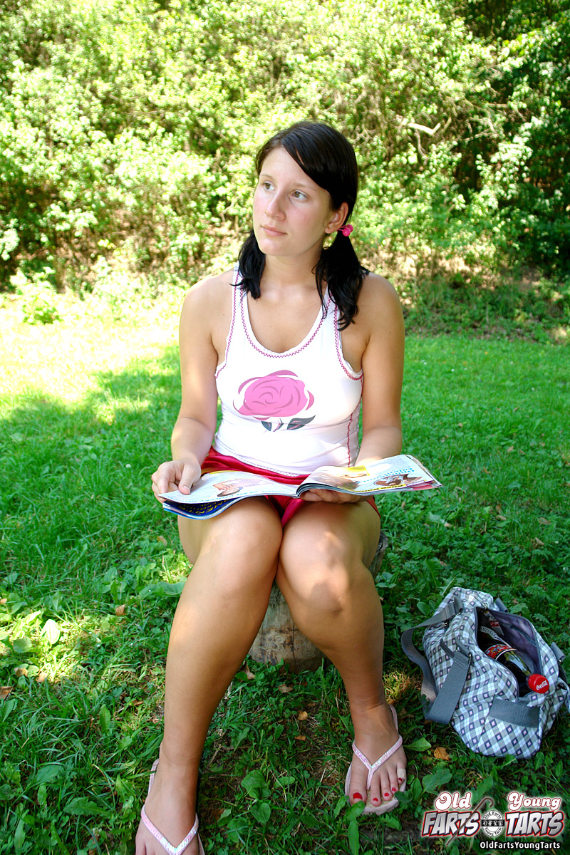 Old young sex. Teenie helping old man with  - XXX Dessert - Picture 2