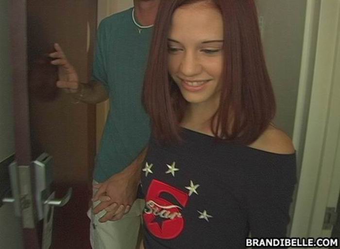 Young 18 teen girl. I dont understand what  - XXX Dessert - Picture 3