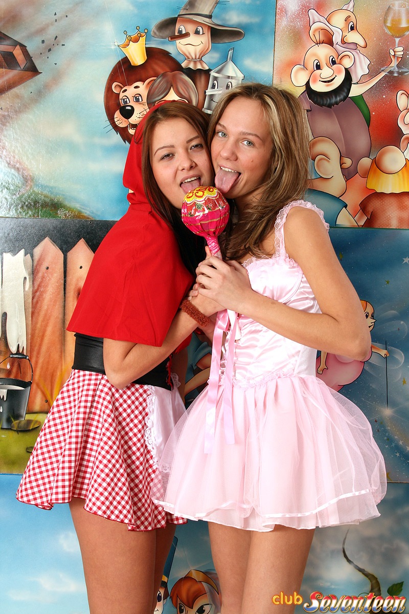 Lesbian. Two lesbian teenage girls toying e - XXX Dessert - Picture 1