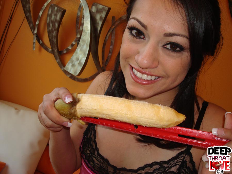 Best deepthroat. Rachel gives some incredib - XXX Dessert - Picture 2