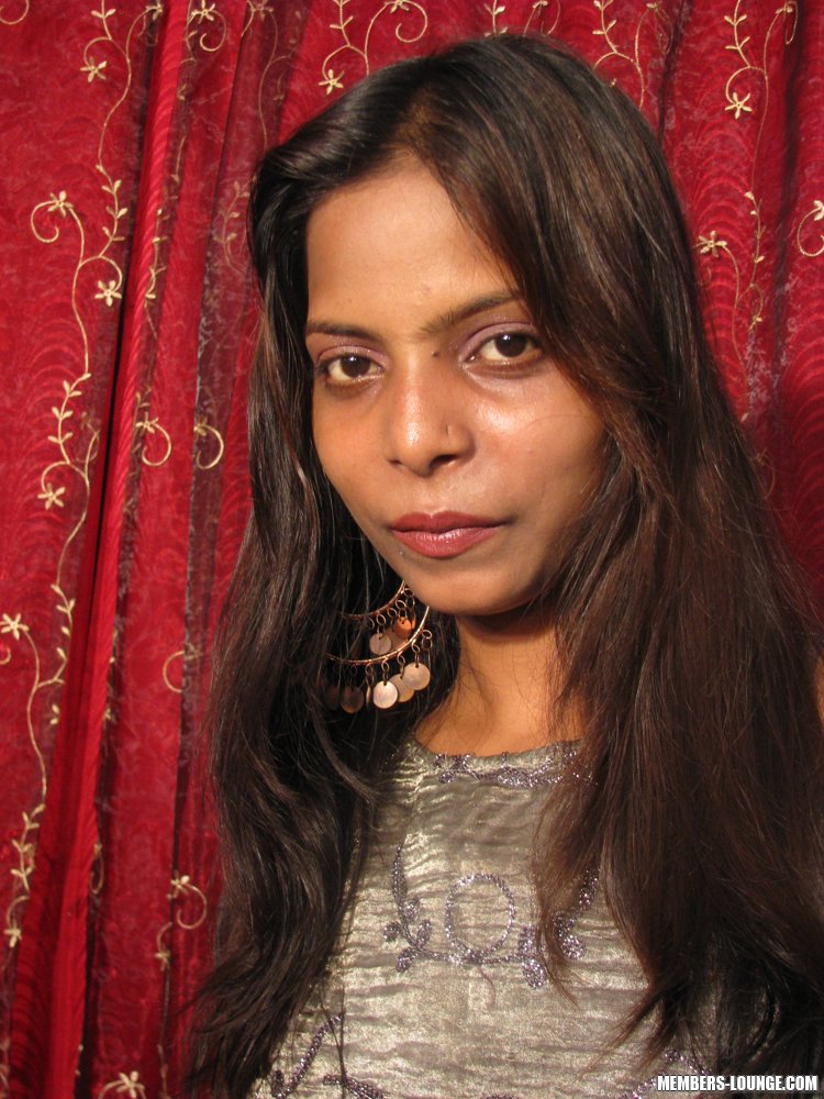 Porn of india. A gorgeus Indian teen. - XXX Dessert - Picture 4