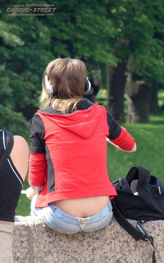 Voyeur. Candid Street. - XXX Dessert - Picture 1