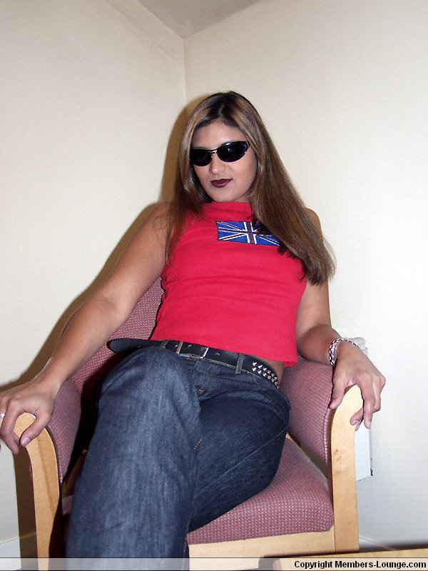 India xxx. Indian slut likes to party. - XXX Dessert - Picture 3