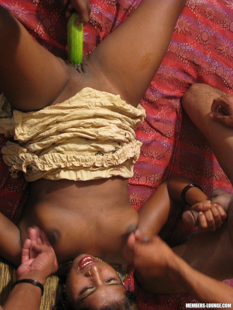Indian nude. Hot teen gets 3 cocks. - XXX Dessert - Picture 8