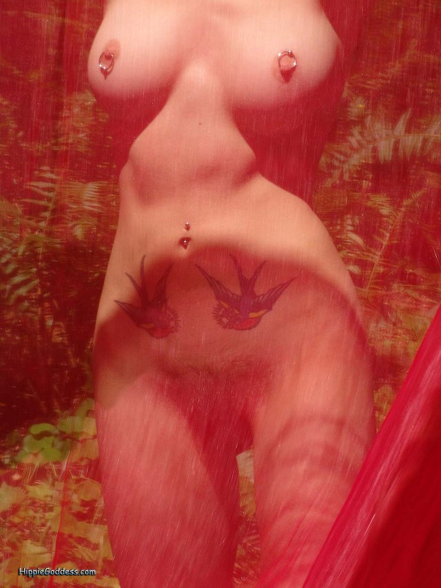 Hairy ladies. Natural Redhead strips and sh - XXX Dessert - Picture 2