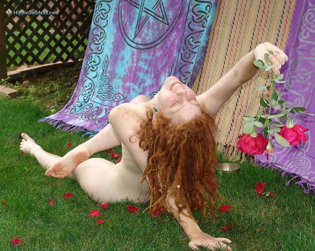 Young 18 teen. Hairy Red dreadlock haired y - XXX Dessert - Picture 3