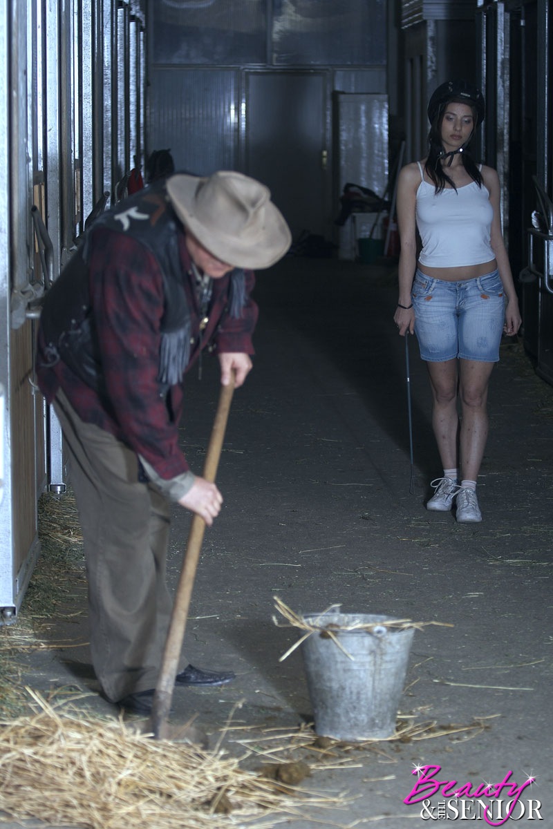 18 teen xxx. Cute chick fucking horny senio - XXX Dessert - Picture 1