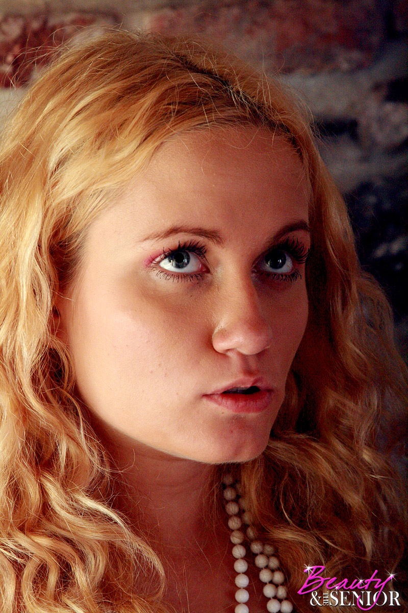 Young girls. Pregnant teenage sweetie gets  - XXX Dessert - Picture 11