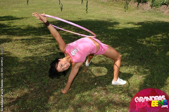 Xxx old young. Teen Lee let into her pussy  - XXX Dessert - Picture 2
