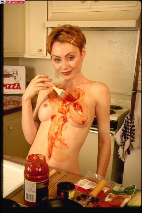 Hot redhead. Real Redhead covered in tomato - XXX Dessert - Picture 6