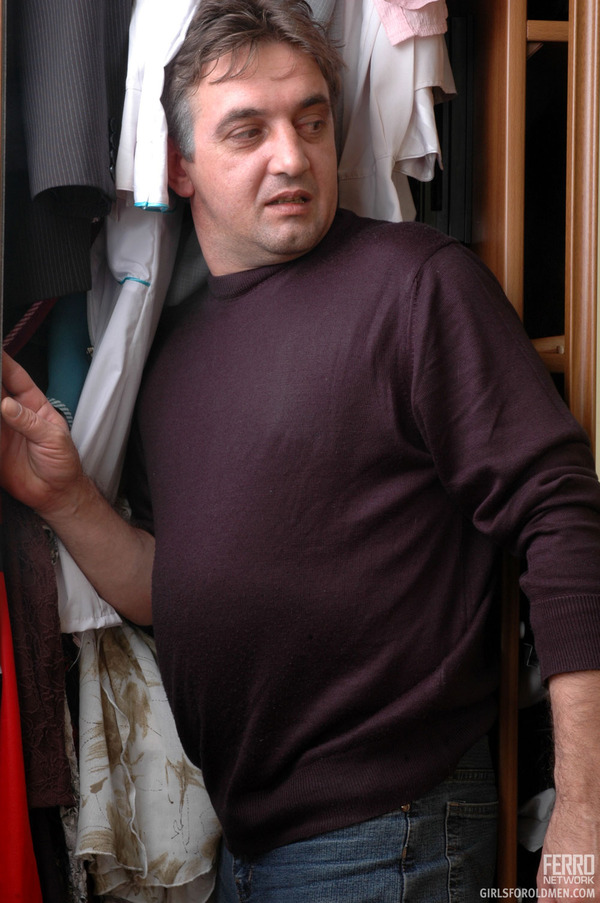 Old &amp; young. Young ponytailed blondie s - XXX Dessert - Picture 2