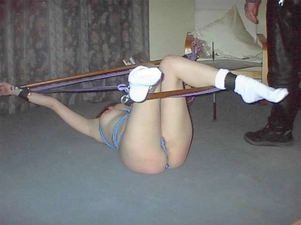 Bound and immobilised for her masters - Unique Bondage - Pic 4