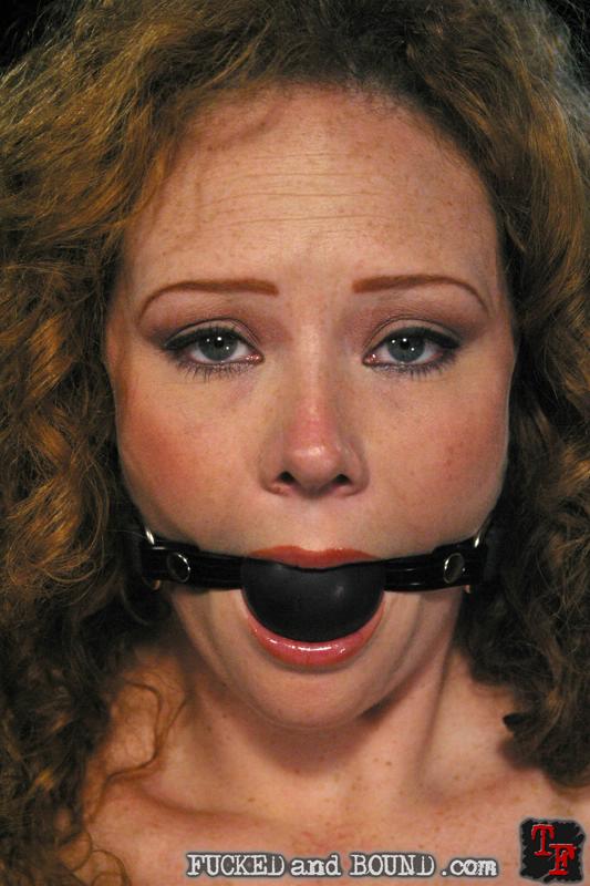 A very kinky bitch - Unique Bondage - Pic 1