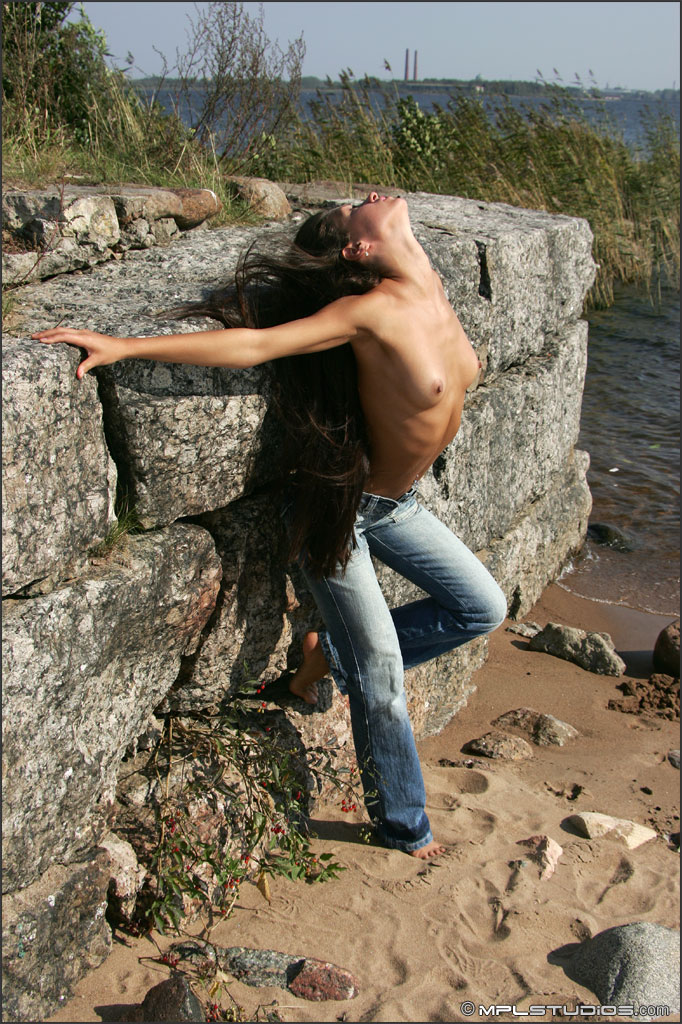 Topless hot - XXX Dessert - Picture 3