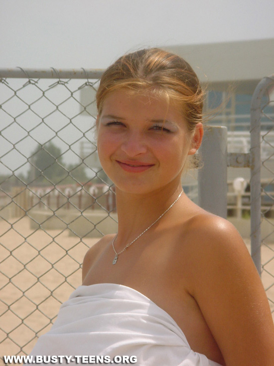 Extreme wonderful teen with perfect sexy hu - XXX Dessert - Picture 6
